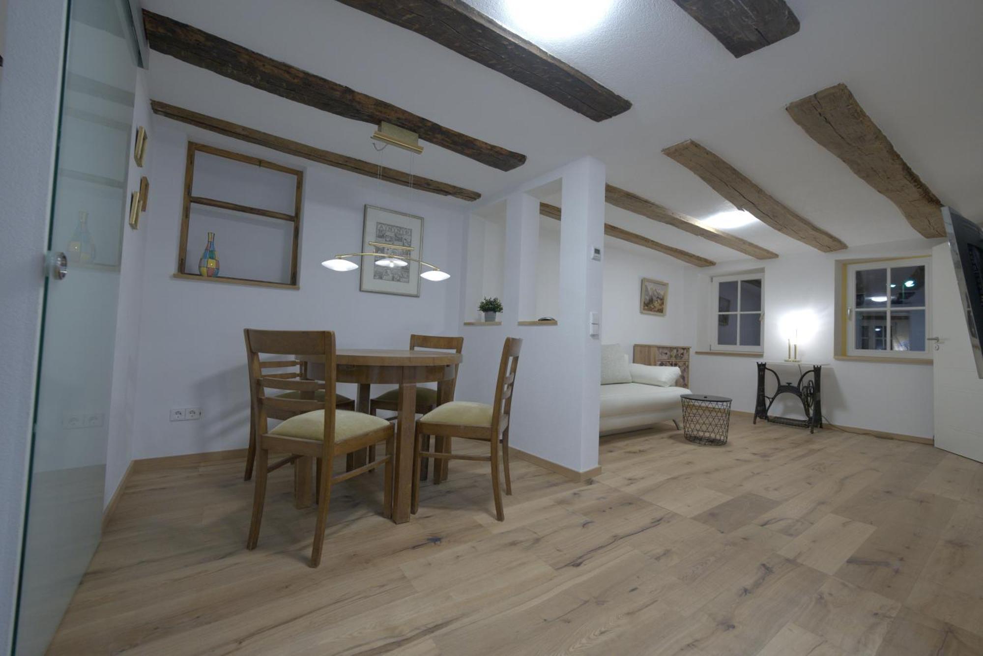 Moderner Altstadt-Diamant บูเคน ภายนอก รูปภาพ